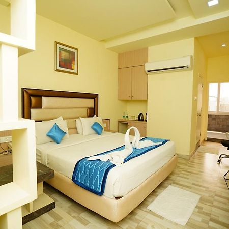 Hotel Sk Riverfront Vijayawāda Exterior photo