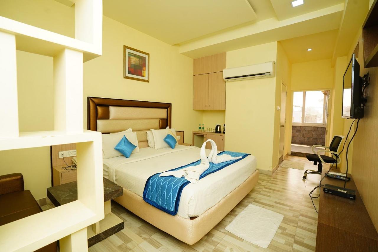 Hotel Sk Riverfront Vijayawāda Exterior photo