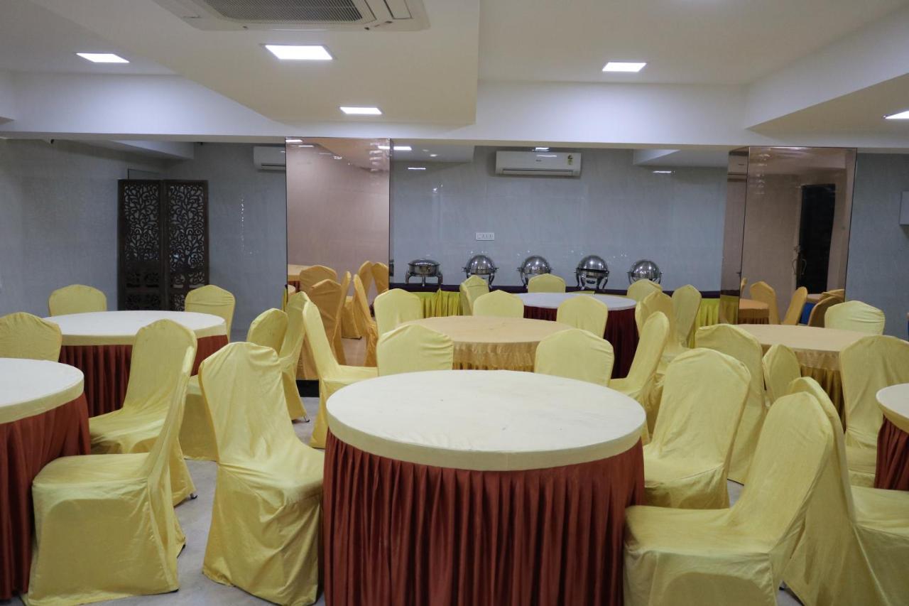 Hotel Sk Riverfront Vijayawāda Exterior photo